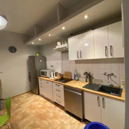 Apartament Mieszkanie W Oficynie Pałacu Goetza Brzesko