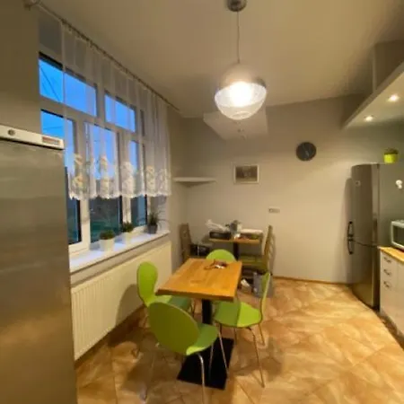 Mieszkanie W Oficynie Pałacu Goetza Apartament